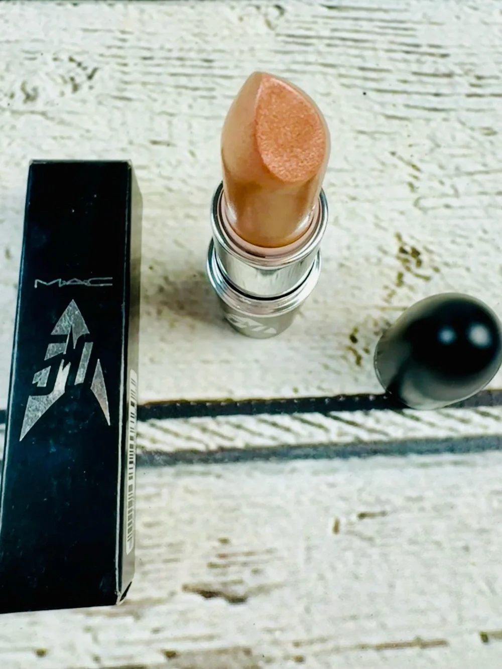 MAC Frost Lipstick | Limited Edition Star Trek Collection in “LLAP” Discontinued